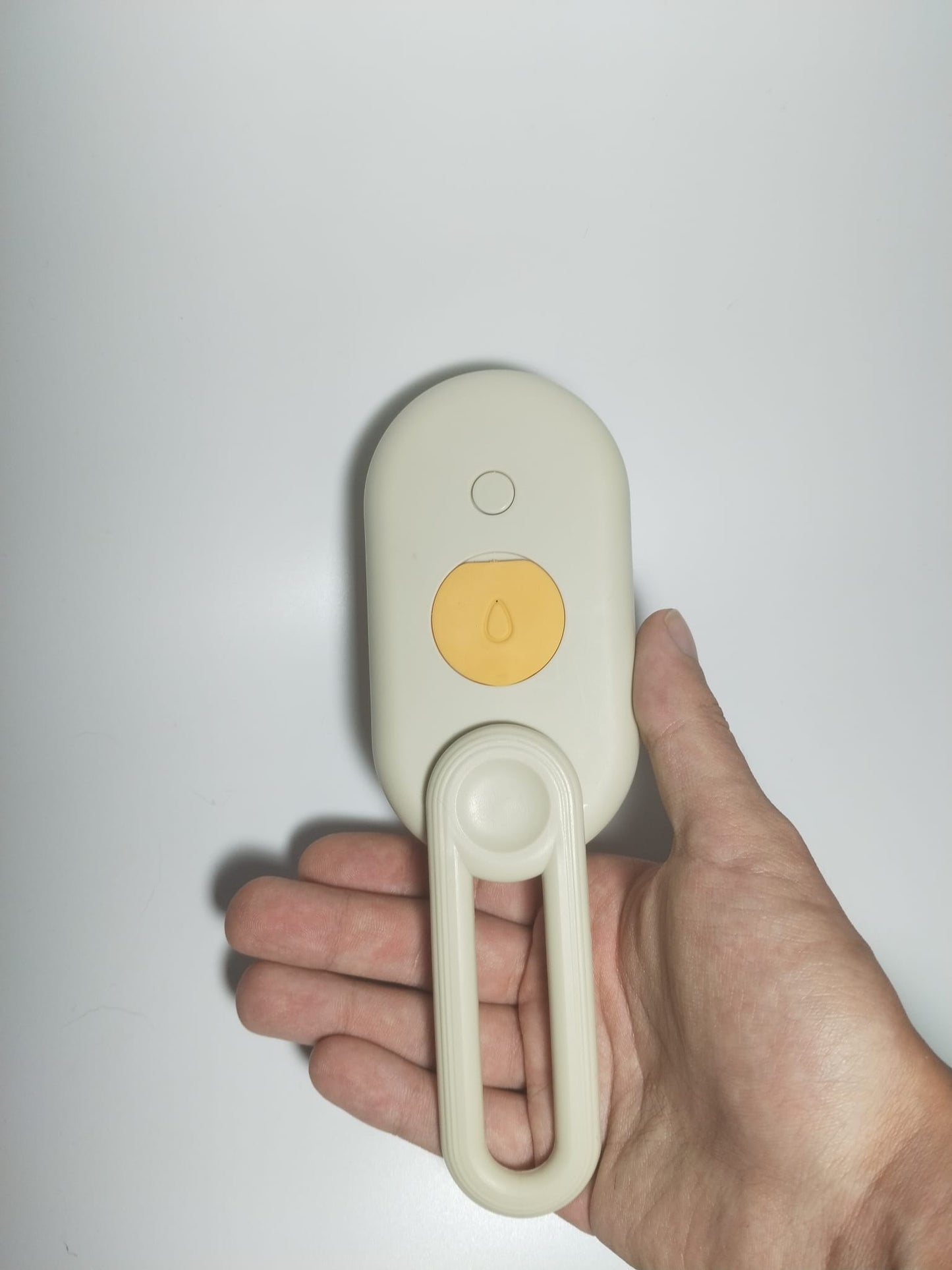 Brosse à vapeur pour chats